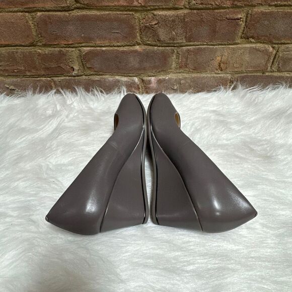 Cole Haan Grand Ambition Womens Size 9B Slip On Pointed Wedge W15849 Gray - Picture 5 of 8